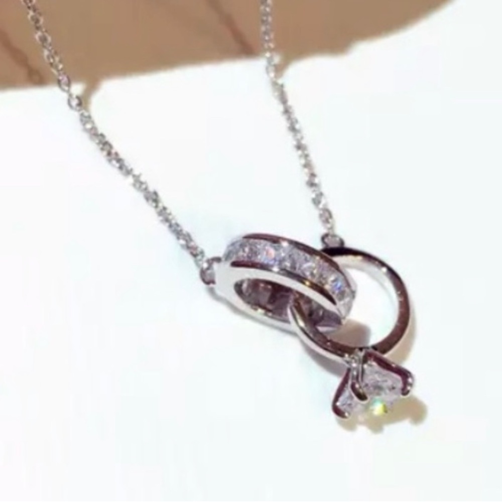 Interlocking Circle Ring Necklace - image 2